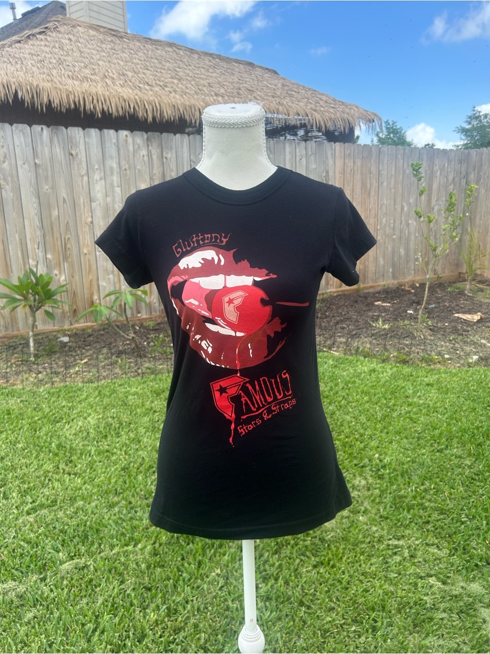 Y2K Famous Stars and Straps “gluttony” Red Lips Graphic tee Size S